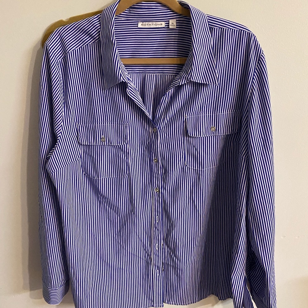 Button down shirt - Picture 2 of 2